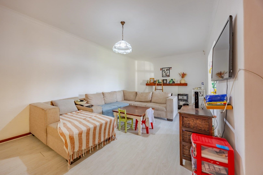 8 Bedroom Property for Sale in Lakeside Western Cape